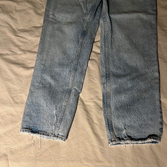 NWT Abercrombie Ultra High Rise 90s Straight Jean (with Raw Hem) 29 SHORT - Picture 8 of 11